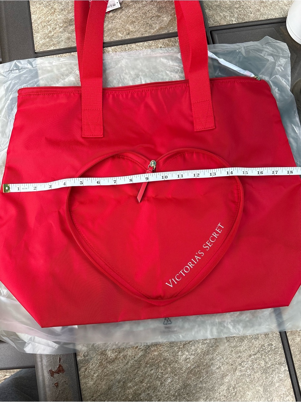 Victoria's Secret Red Heart Zip-Top Foldable Tote with heart pouch - Picture 10 of 11